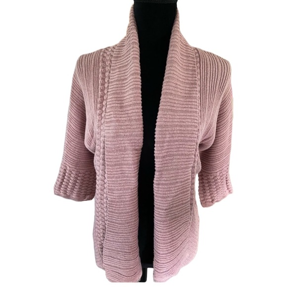 🎉2/25$ H&M rose sweater 🌸 - Picture 1 of 3